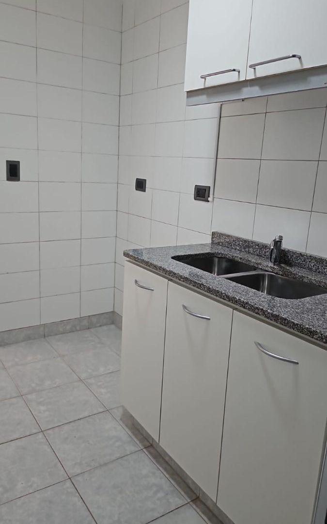 Foto de Impecable depto 3 amb - 48 m2 c/balcon - San Martin 1133 - Avellaneda, imagen 3