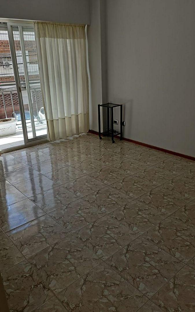 Foto de Impecable depto 3 amb - 48 m2 c/balcon - San Martin 1133 - Avellaneda, imagen 4
