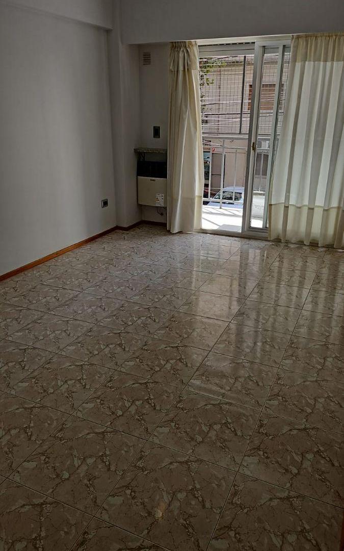 Foto de Impecable depto 3 amb - 48 m2 c/balcon - San Martin 1133 - Avellaneda, imagen 2