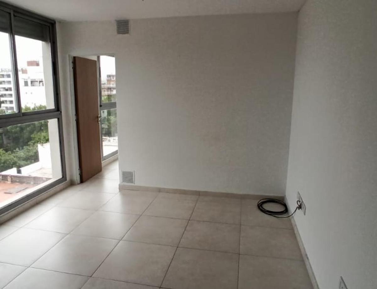 Av. Pellegrini 300 - VENTA 1 Dormitorio