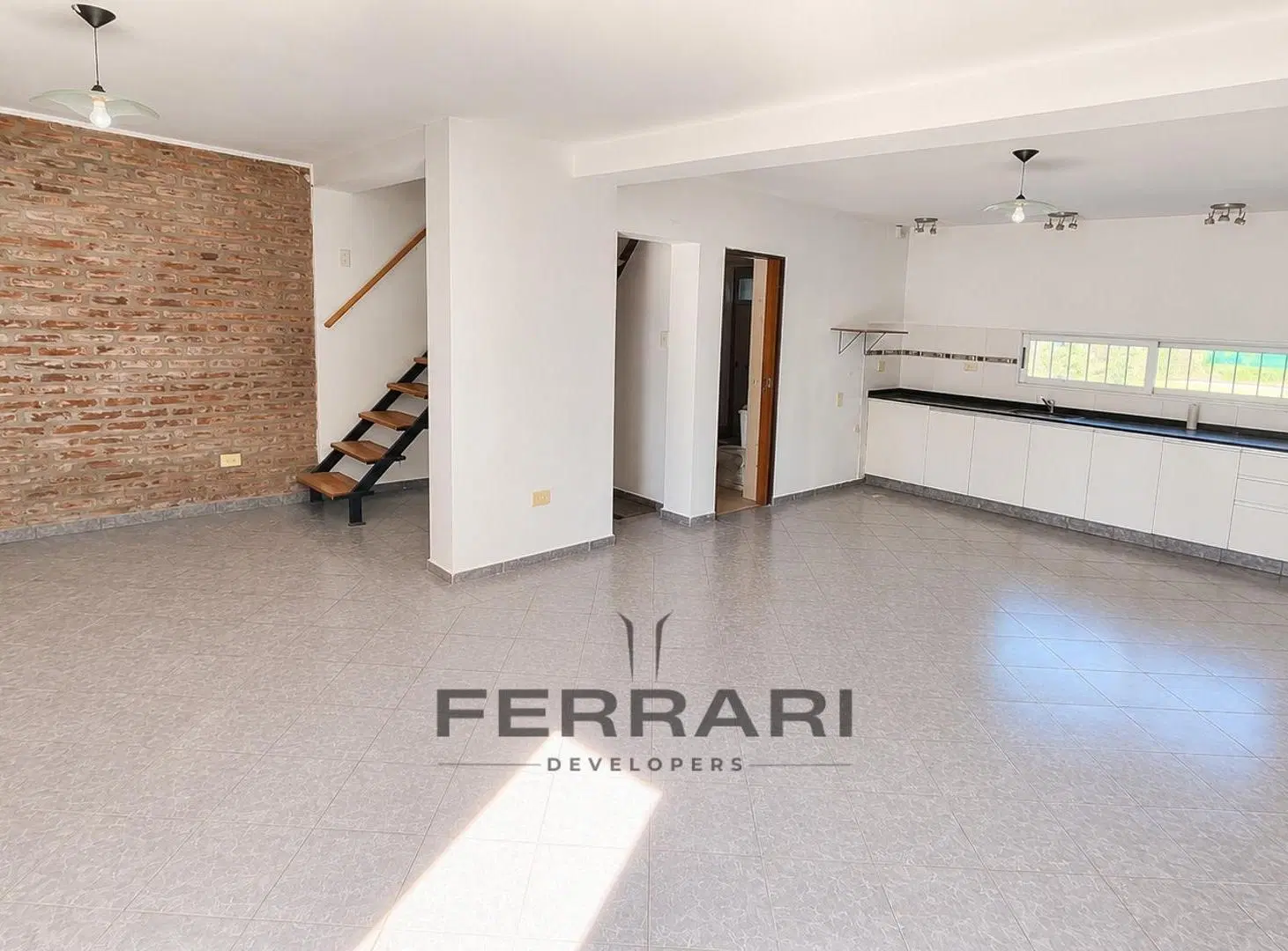 CASA 3 DORMITORIOS CON PILETA - ROLDAN 4