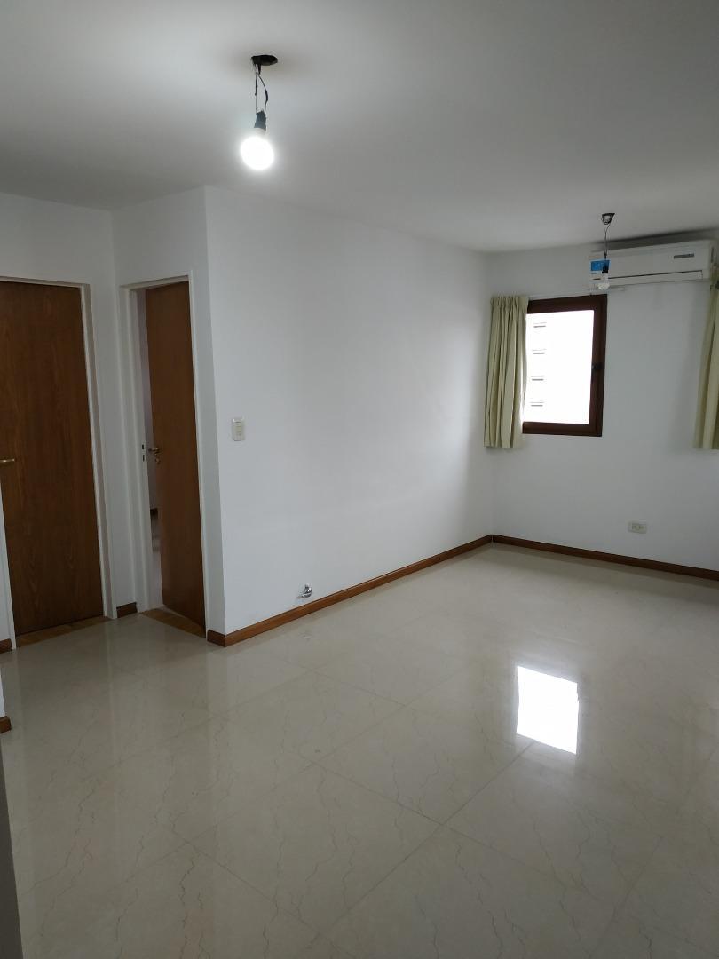 Foto de DEPARTAMENTO DE UNA HABITACION DE PASILLO, imagen 2