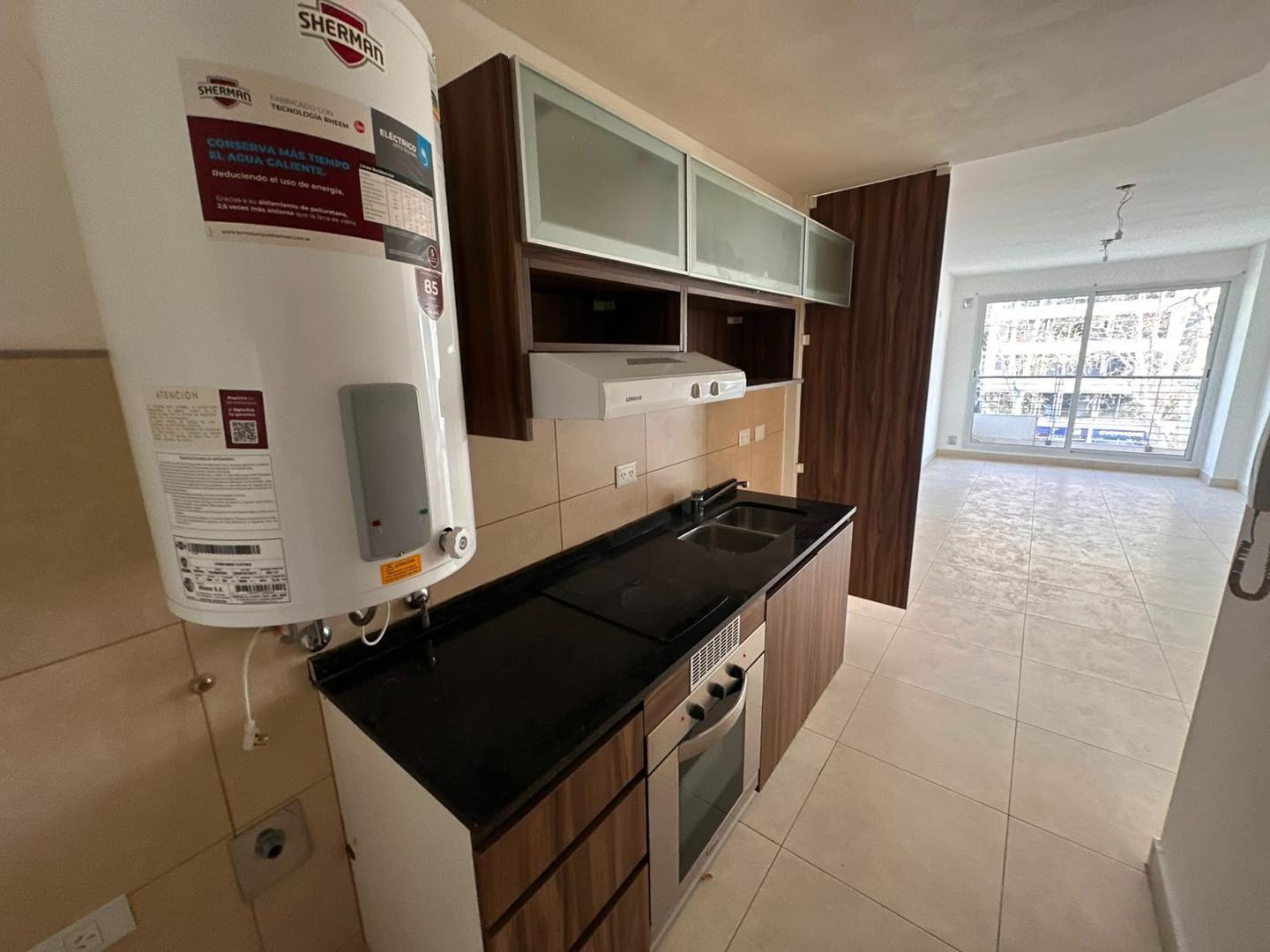 Foto de PELLEGRINI 4040 - UNA HABITACION - EN BARRIO ECHESORTU, imagen 1