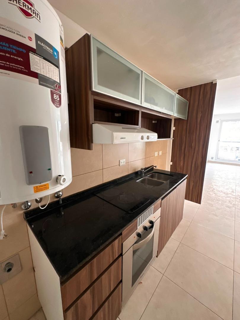 Foto de PELLEGRINI 4040 - UNA HABITACION - EN BARRIO ECHESORTU, imagen 4