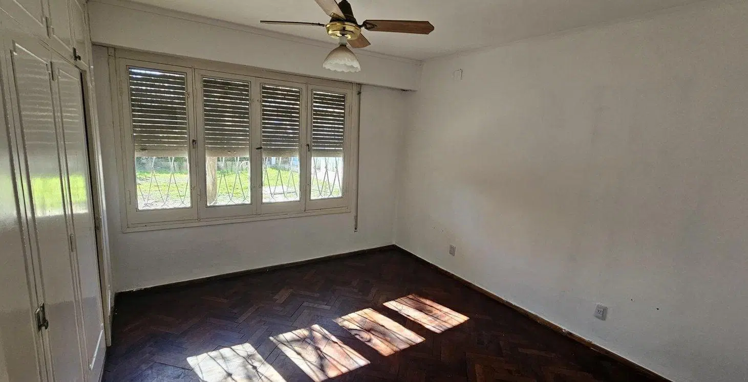 CASA 3 DORMITORIOS CENTRICA ROLDAN 8
