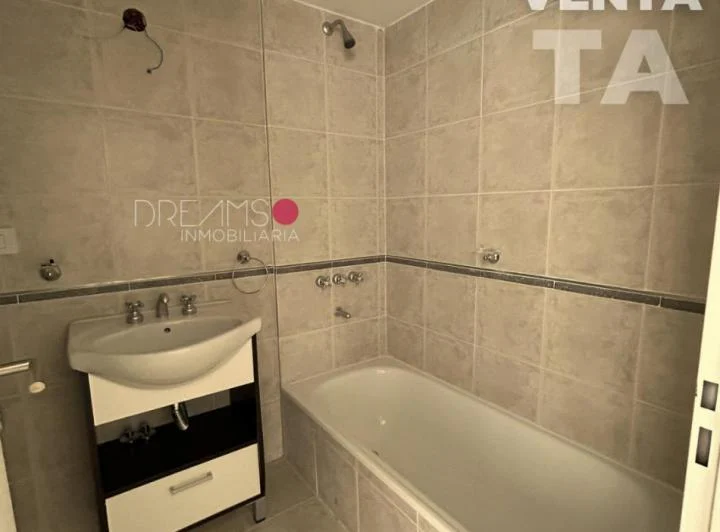 Depto 2 dorm 2 baños y cochera 2