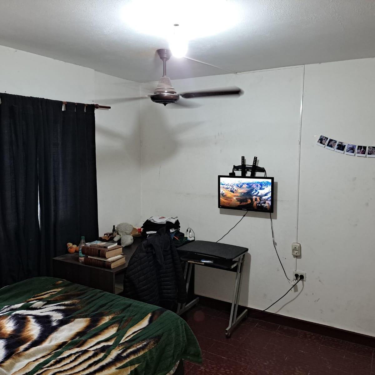 Vendo Casa Barrio Santa Cecilia de 4 Dorm. 2 Baños 4