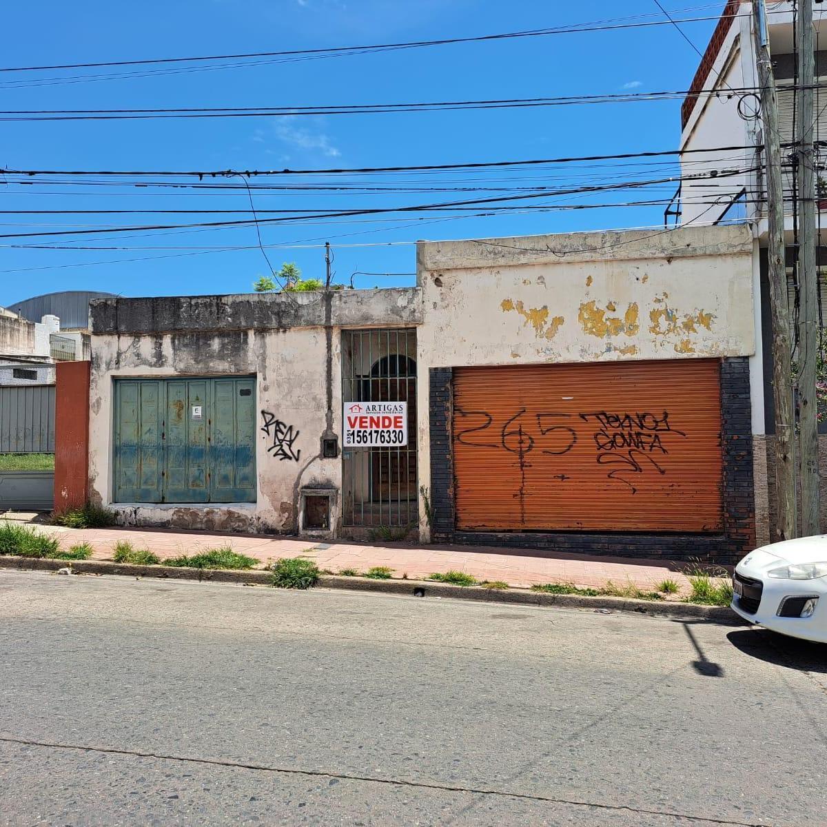 VENDO TERRENO APTO GALPON BARRIO ALBERDI 480 M2 UNICO!