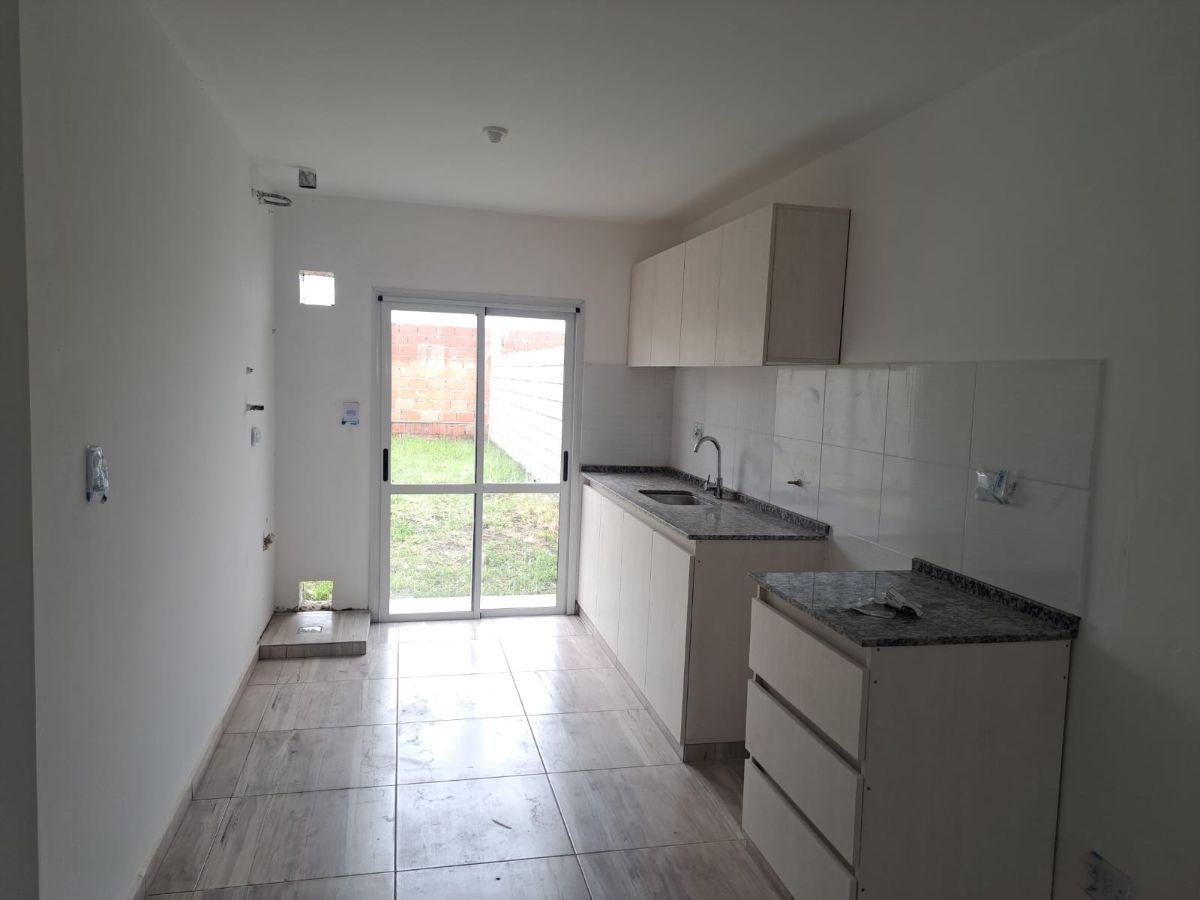 Foto de ALQUILO DUPLEX DE 2 DORMITORIOS EN BARRIO NORTE, ZONA PADRE LUCHESSI, imagen 2