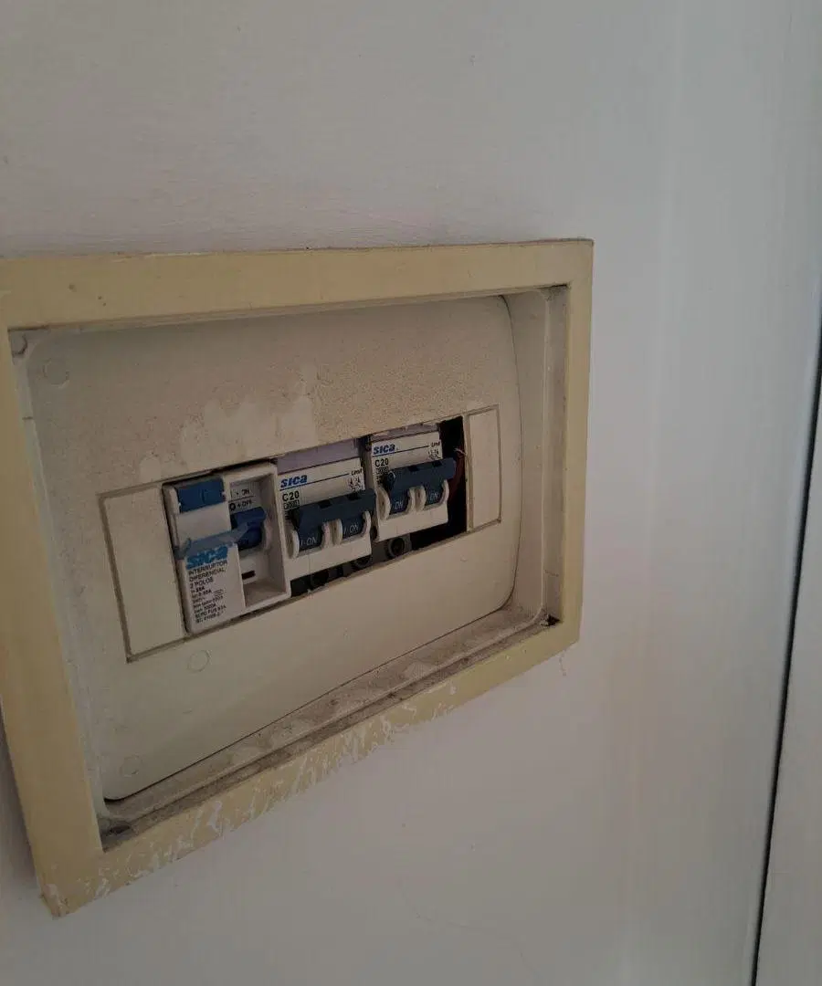 ALQUILO DEPARTAMENTO DE 2 DORMITORIOS EN BARRIO GUEMES TIPO DUPLEX 4
