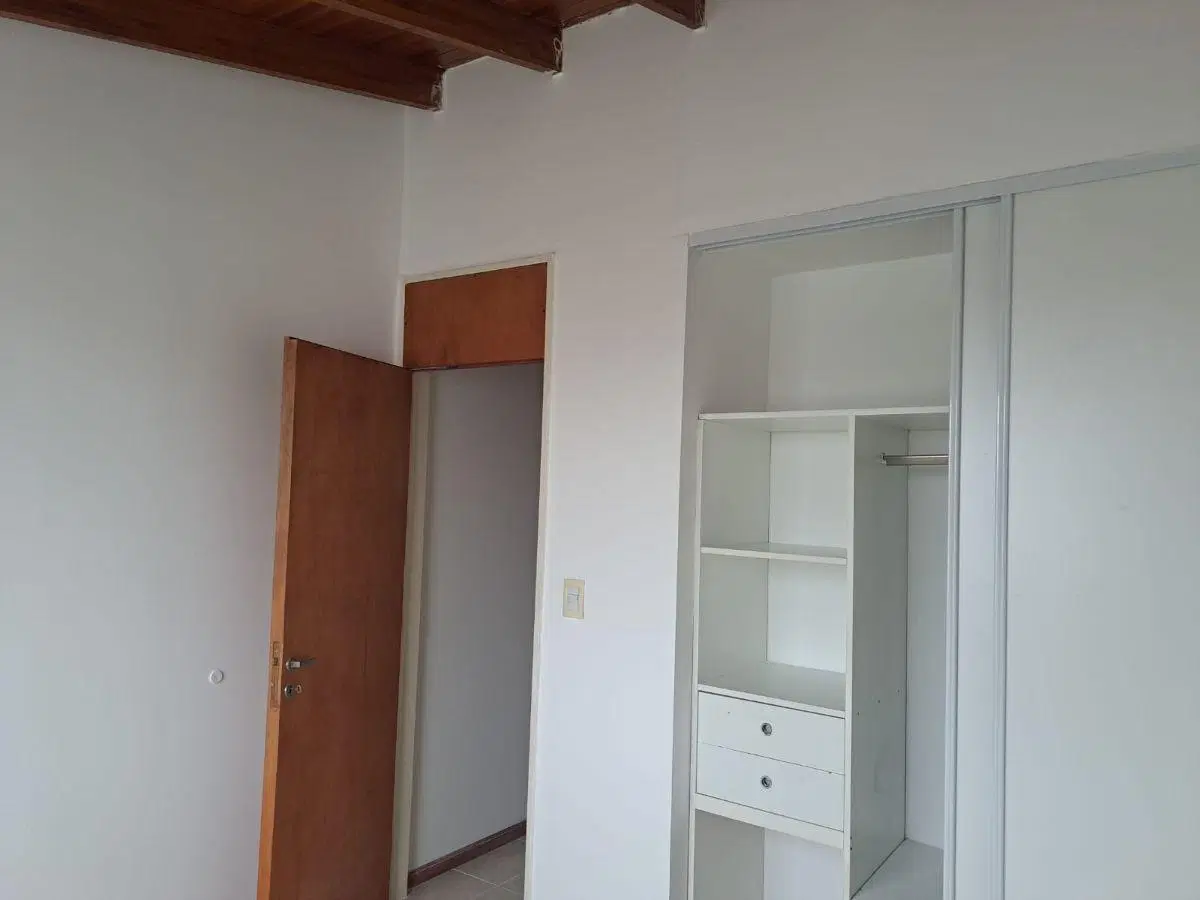 VENDO 3 DEPARTAMENTOS CON COCHERA EN BARRIO GENERAL PAZ 4