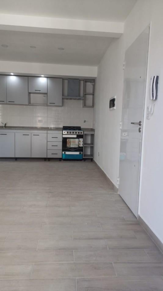 Foto de VENTA DEPARTAMENTO DE 2 AMBIENTES EN SAN JUSTO, imagen 2