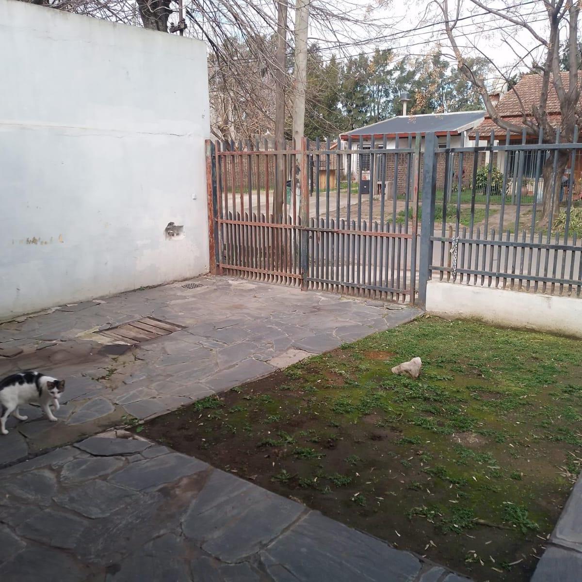 Casa en Ezeiza 5 Ambientes con Piscina 2