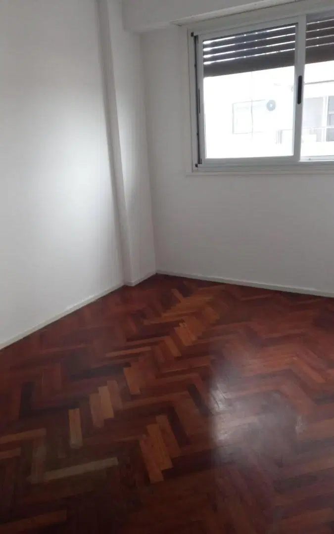 Departamento c/balcon 2 amb. metrobus en puerta 5