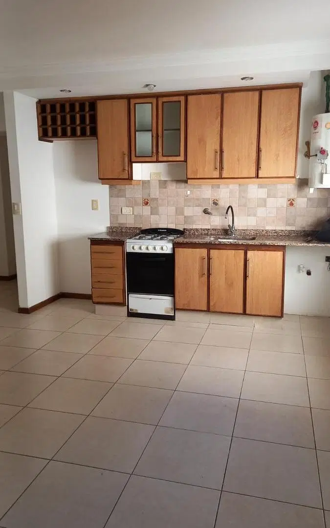 Departamento 1 piso por escalera bajas expensas 1