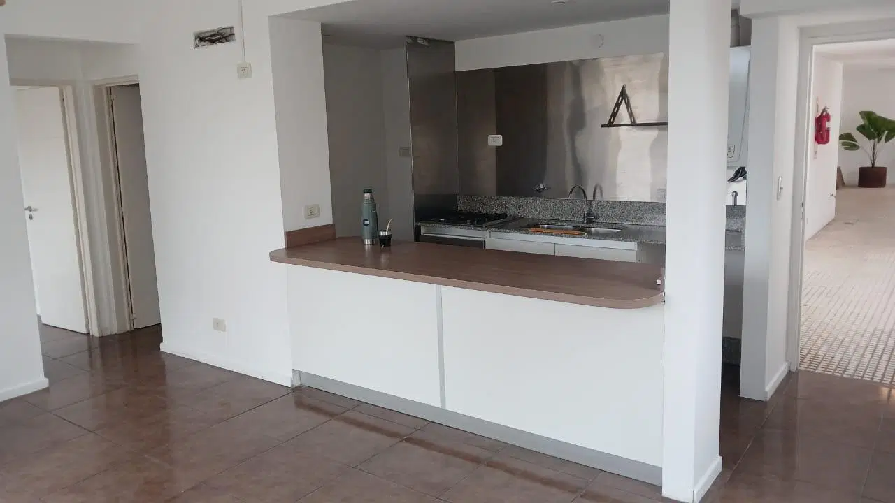 Departamento c/cochera, edif.c/pileta en excelente ubicacion 2