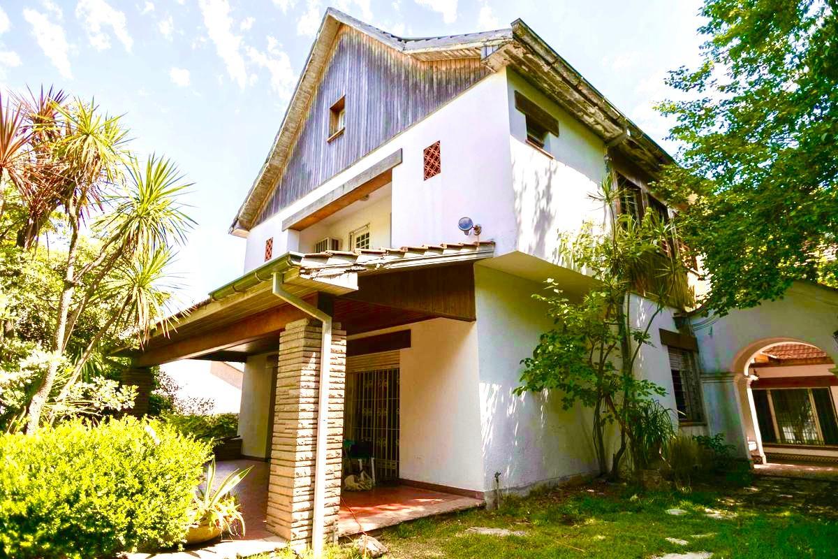 Oportunidad! Chalet 1.100 m de Lote, a Reciclar a Pasos de La Quinta de Olivos 1