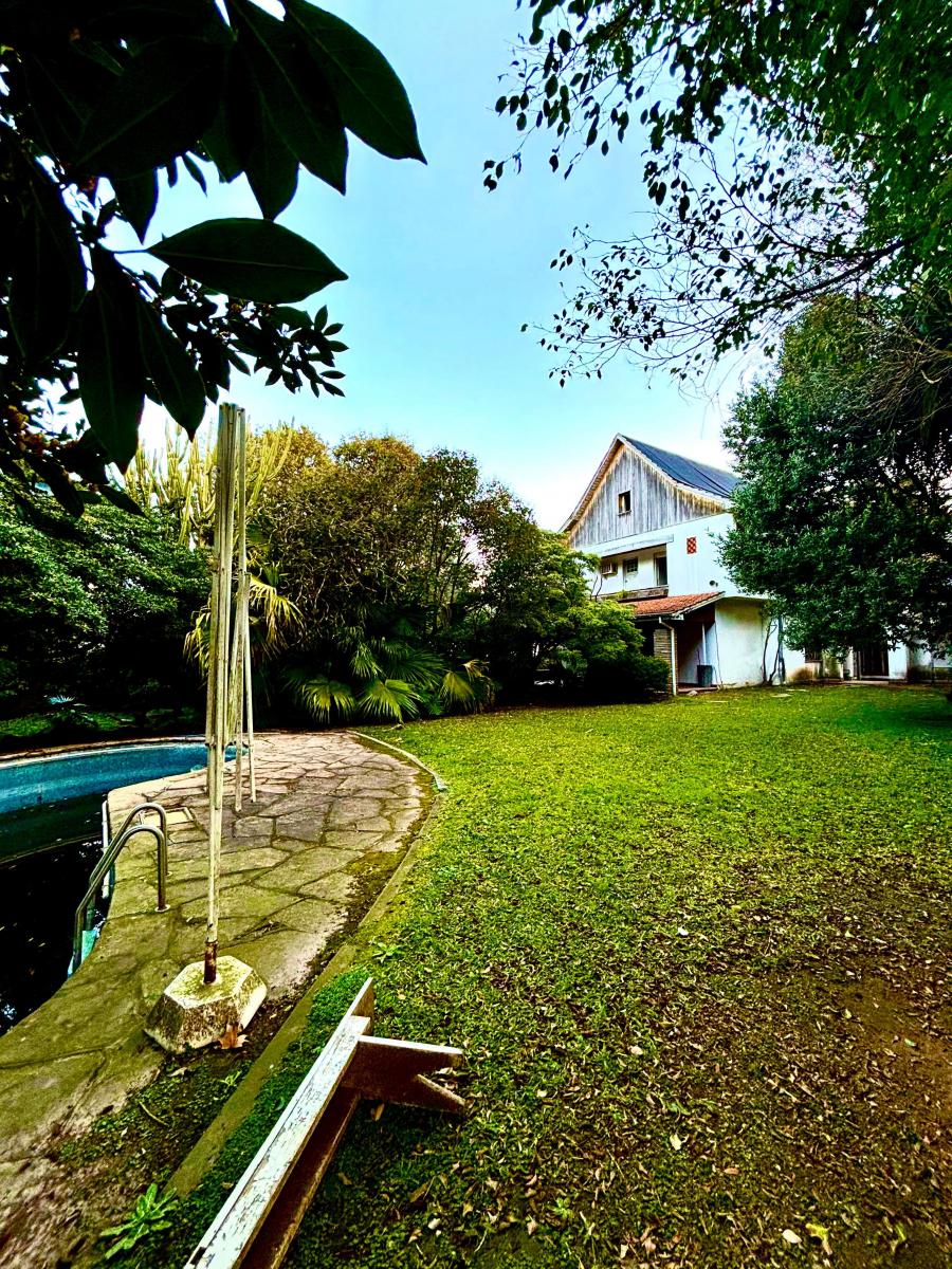 Oportunidad! Chalet 1.100 m de Lote, a Reciclar a Pasos de La Quinta de Olivos 3