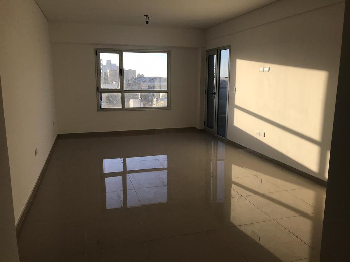 Departamento - Berazategui 3