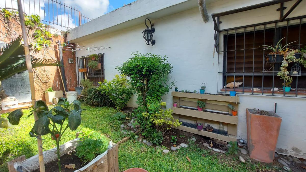 Casa - Berazategui 3