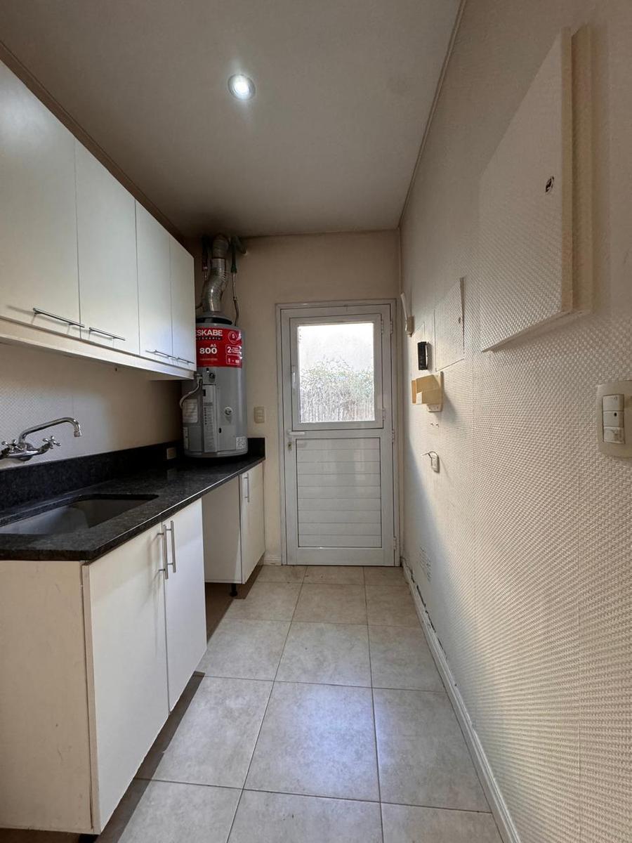 Casa en Venta con Lote Trasero Opcional 5