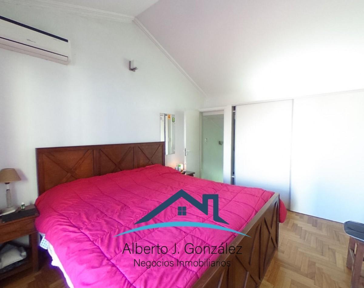 Casa en San Andrés Sobre Lote de 8,66x46 2