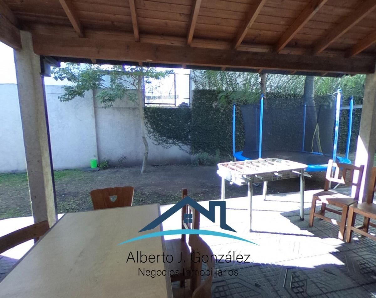 Casa en San Andrés Sobre Lote de 8,66x46 3