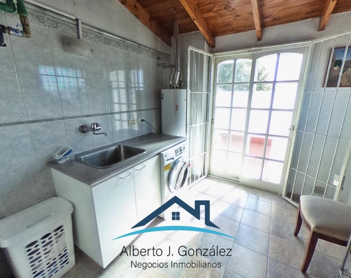 Duplex 4 Ambientes en San Andres 5