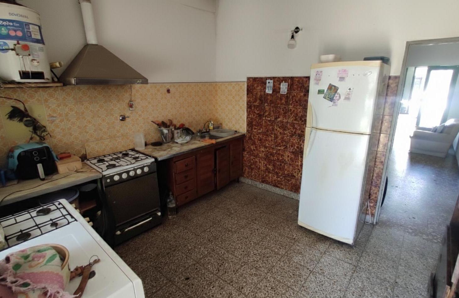 Casa a refaccionar o desarrollo