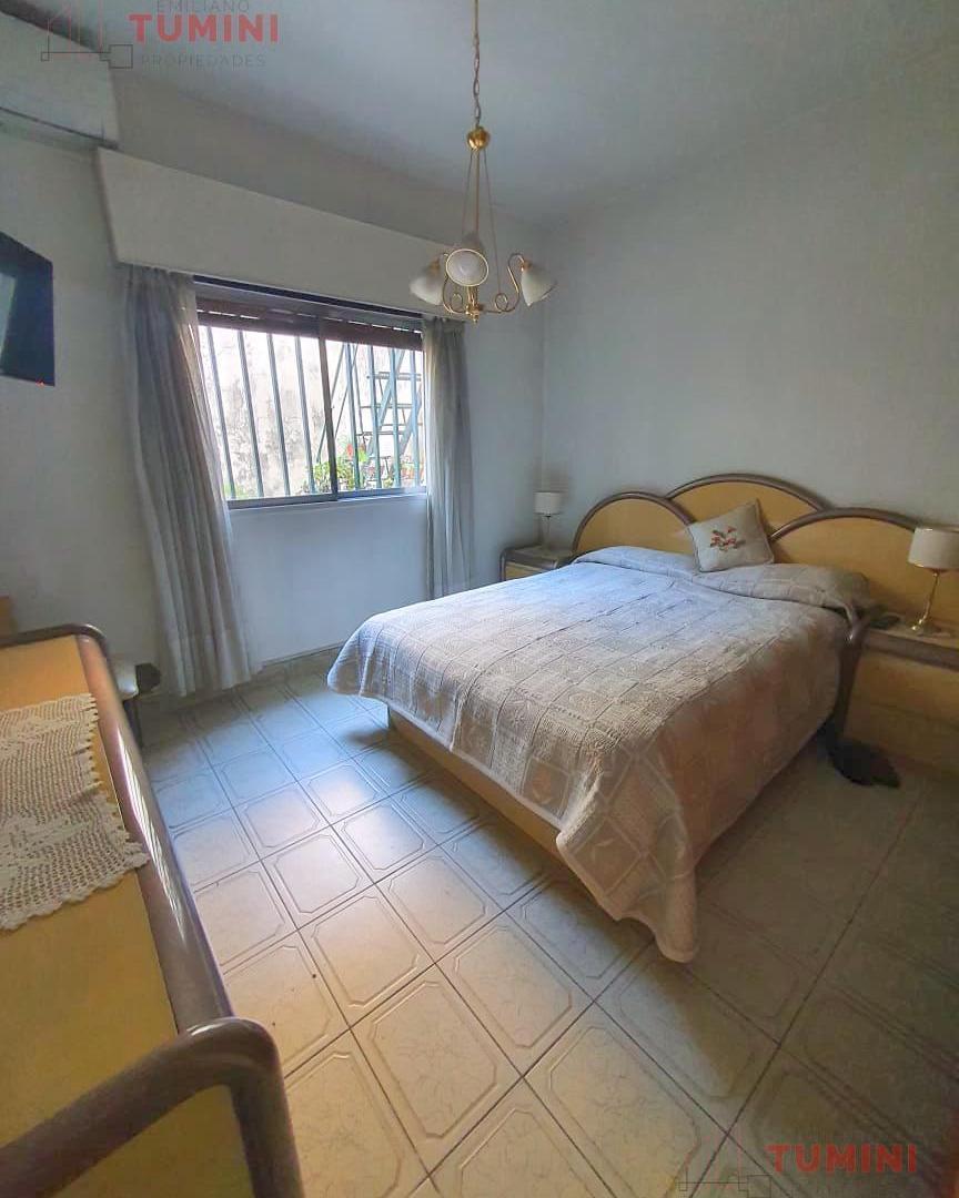 Foto de VENTA! CASA LOTE PROPIO EN MATADEROS. 3 DORMITORIOS, COCHERA, PATIO Y, imagen 5