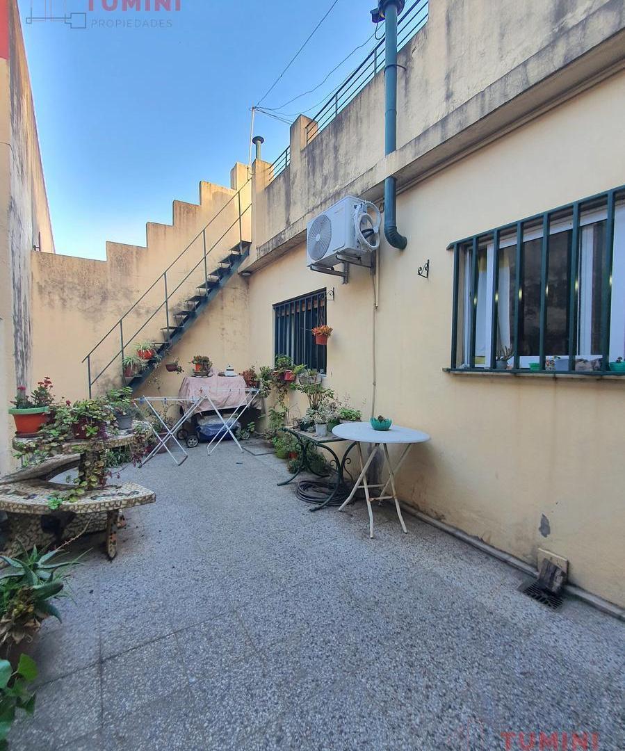 Foto de VENTA! CASA LOTE PROPIO EN MATADEROS. 3 DORMITORIOS, COCHERA, PATIO Y, imagen 5