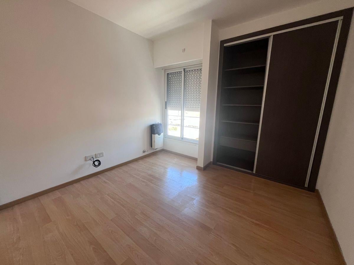 Foto de Departamento 1 Dormitorio - Moderno - Alvear y Urquiza, imagen 2