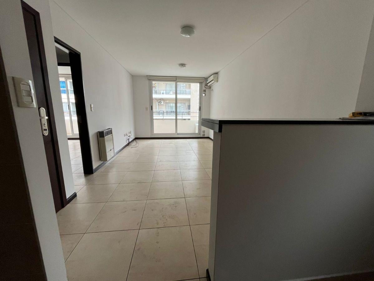 Foto de Semipiso 1 Dormitorio Zona Río, imagen 2
