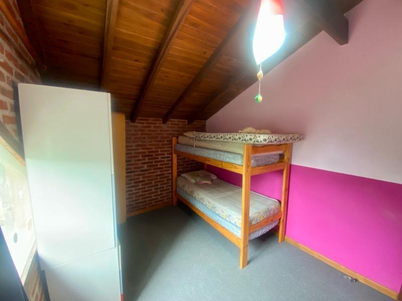 Venta Casa de 5 Ambientes en Santa Clara del Mar 5