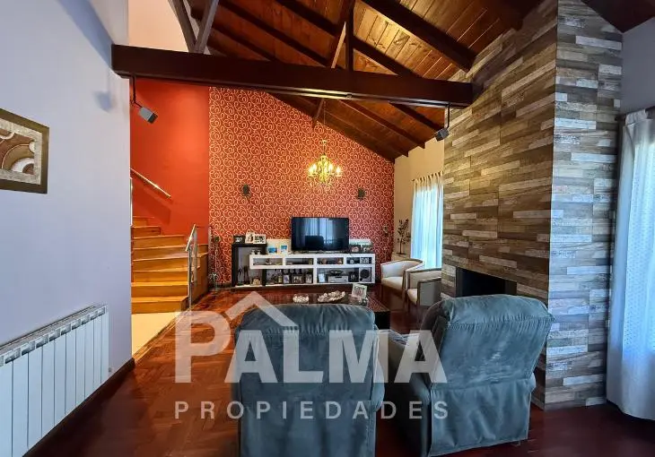 Casa de 4 Ambientes con Parque y Pileta - Divino Rostro 4