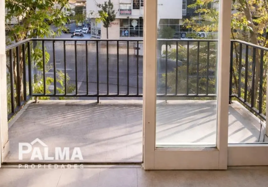 VENTA DEPARTAMENTO 2 AMBIENTES con BALCON - ZONA GUEMES - a metros de la Costa 3