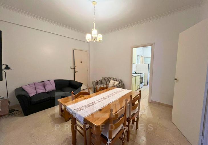 Foto de Departamento 3 ambientes con dependencia, dos patios, cochera cubierta, imagen 2