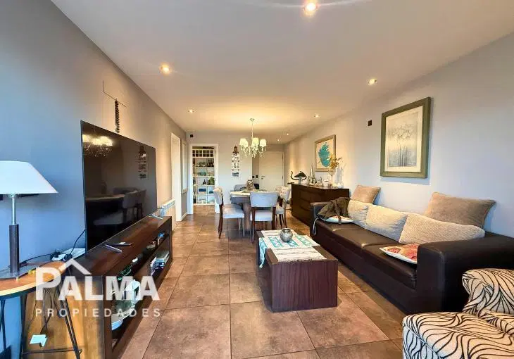 Alquiler 24 meses moderno departamento de 2 ambientes con balcón aterrazado y cochera cubierta - Güe 5