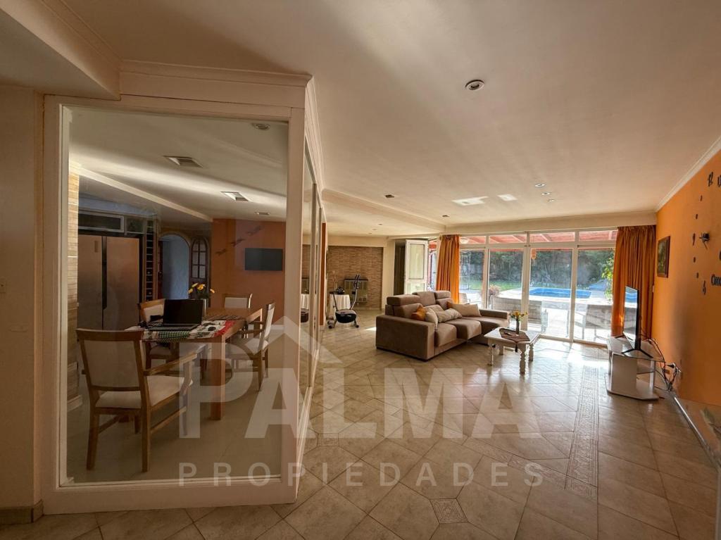 Foto de Chalet de 5 Ambientes con Parque y Pileta - Constitución, imagen 2
