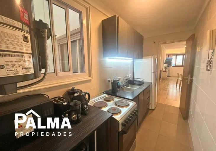 DEPARTAMENTO 3 AMBIENTES A LA CALLE TOTALMENTE RECICLADO - LA PERLA 4