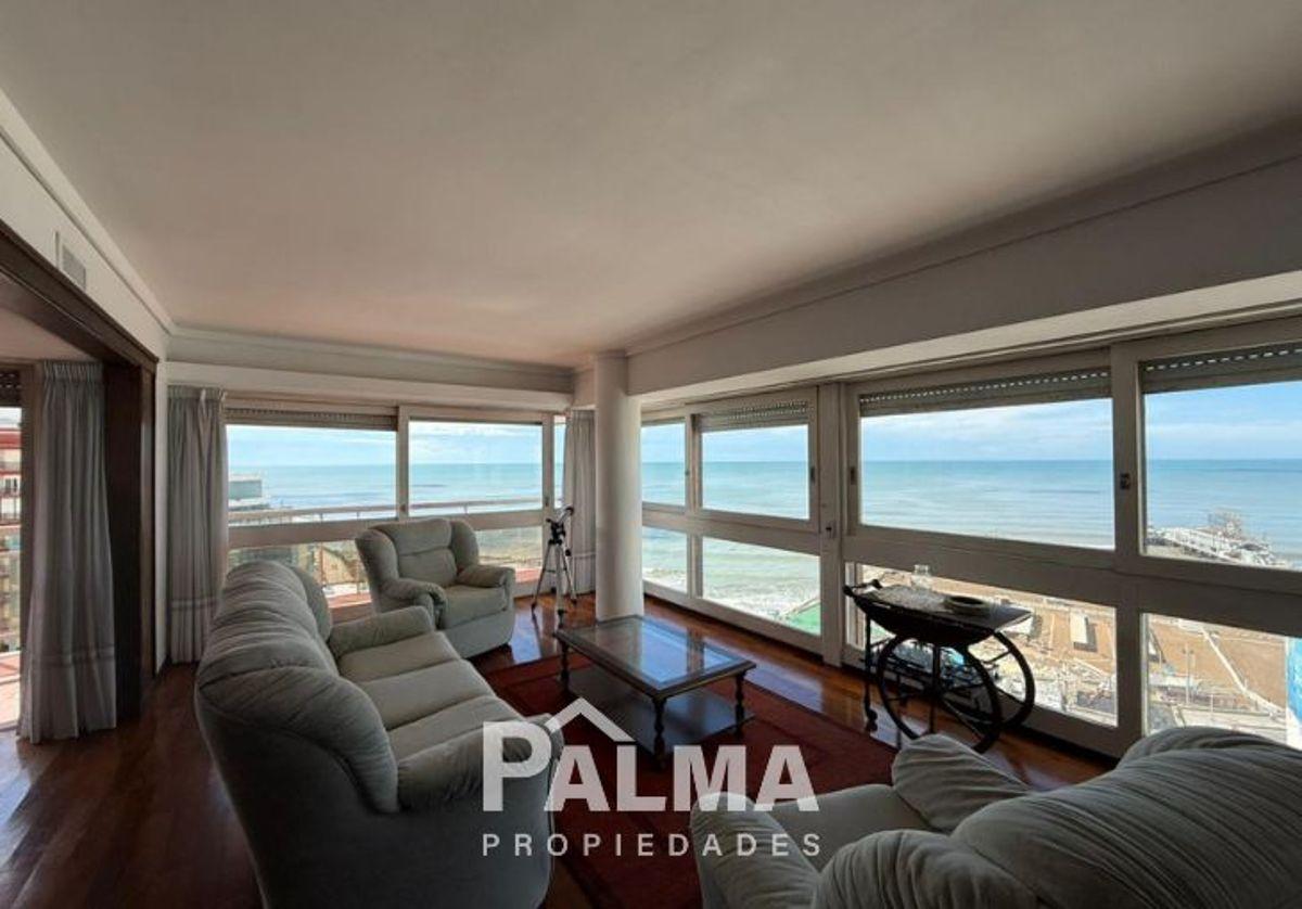 Departamento 4 Ambientes Mas Dependencia con Dos Cocheras y Vista Abierta Al Mar - Punta Iglesias
