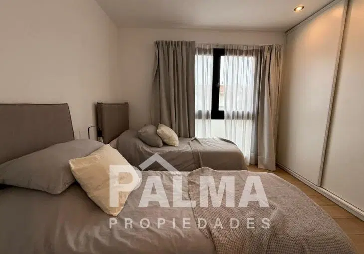 Departamento de Tres Ambientes Al Frente con Dos Cocheras - Chauvín 4