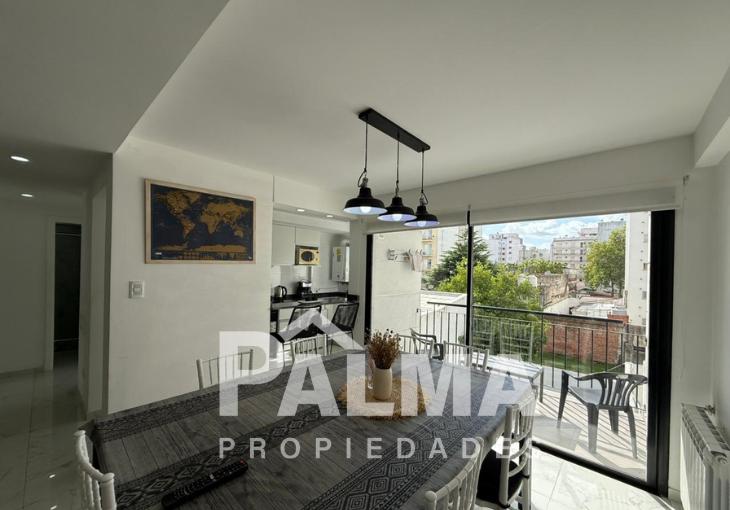 Departamento de 3 Ambientes Al Contrafrente con Cochera - La Perla