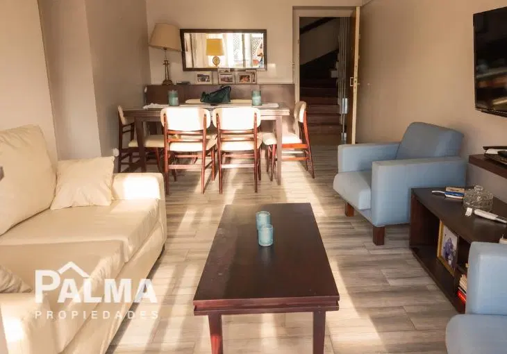 VENTA DEPARTAMENTO 3 AMBIENTES AL FRENTE CON BALCÓN - RECICLADO - CENTRO 2