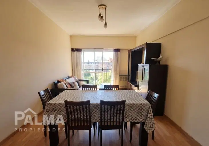 Departamento 2 ambientes con dependencia, balcon saliente con vista al mar , Centro/ plaza colon 4