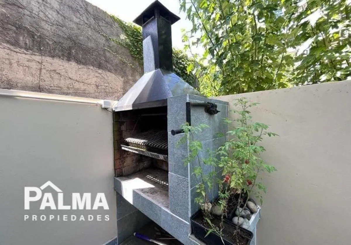 3 Ambientes con Patio, Cochera y Baulera - Chauvín 2