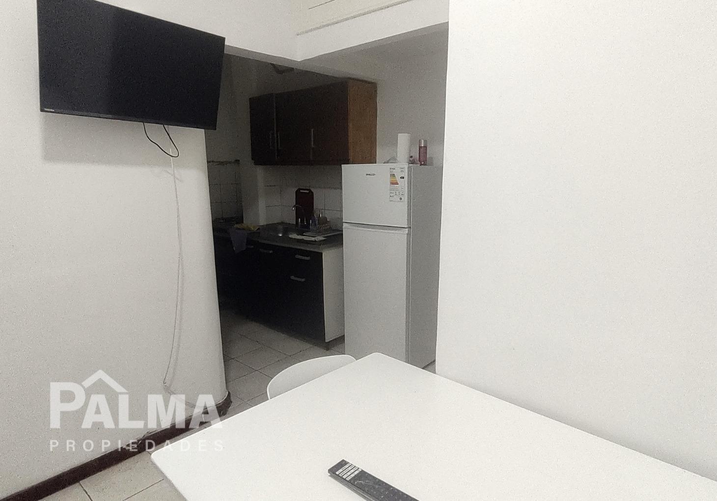 Foto de VENTA DEPARTAMENTO 2 AMB. - PLAZA MITRE, imagen 2