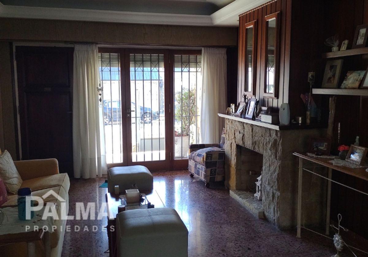 Foto de VENTA IMPECABLE CHALET CON JARDIN Y GRAN QUINCHO - CHAUVIN, imagen 2