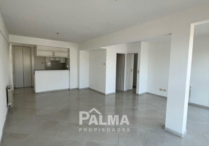 Foto de Departamento tres ambientes al frente con cochera cubierta - La Perla, imagen 5