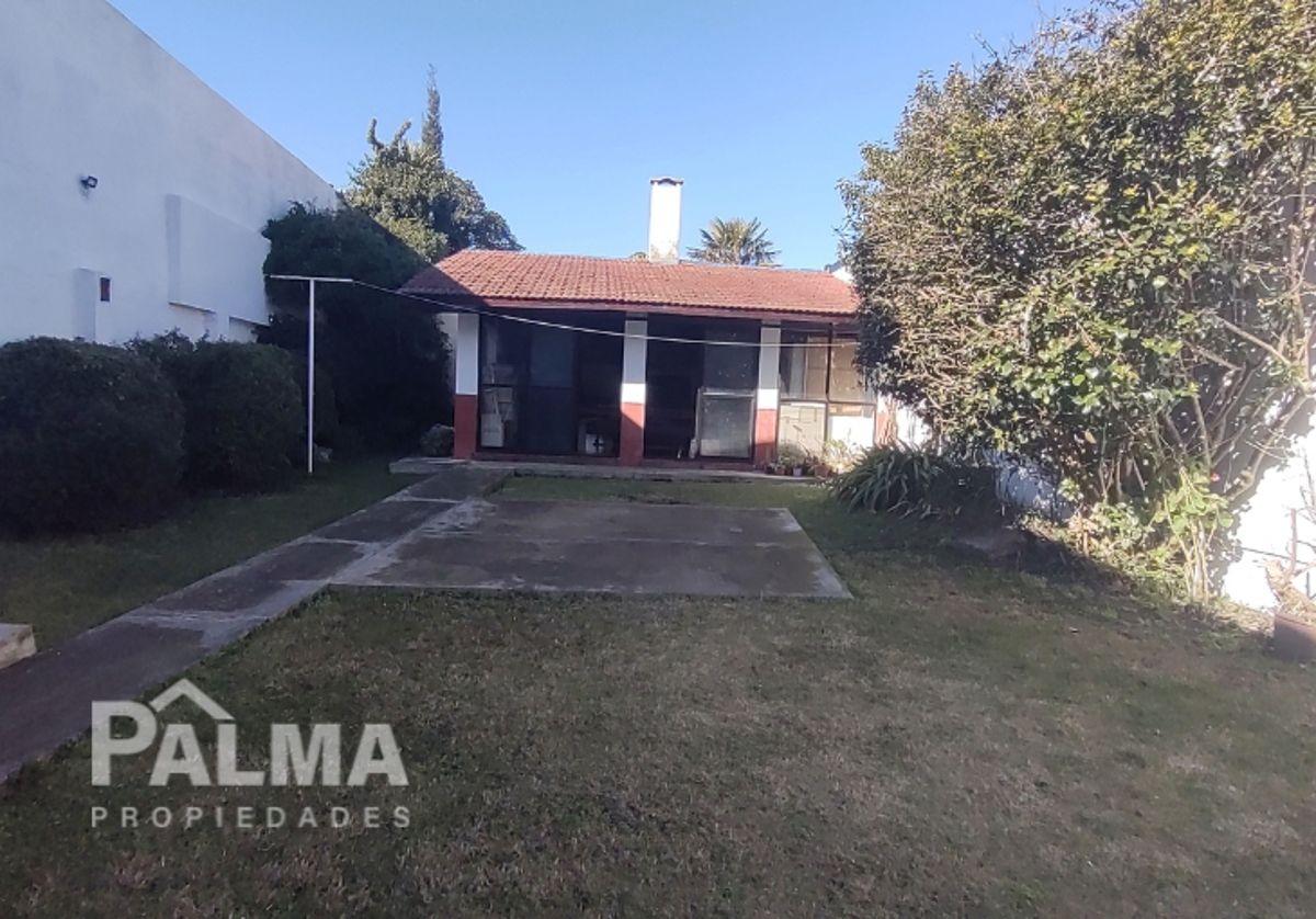 Foto de Venta Impecable Chalet con Jardin y Gran Quincho - Chauvin, imagen 5